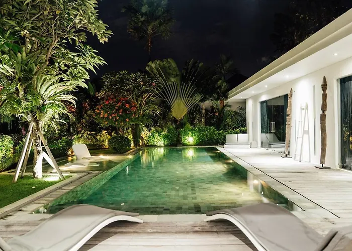 3 Service 5 Villa Seminyak