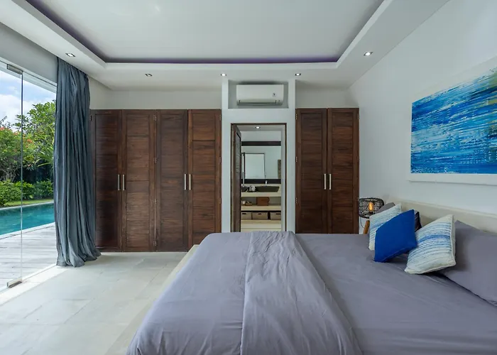 Villa 3 Service 5 Seminyak