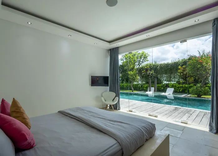 3 Service 5 * Seminyak